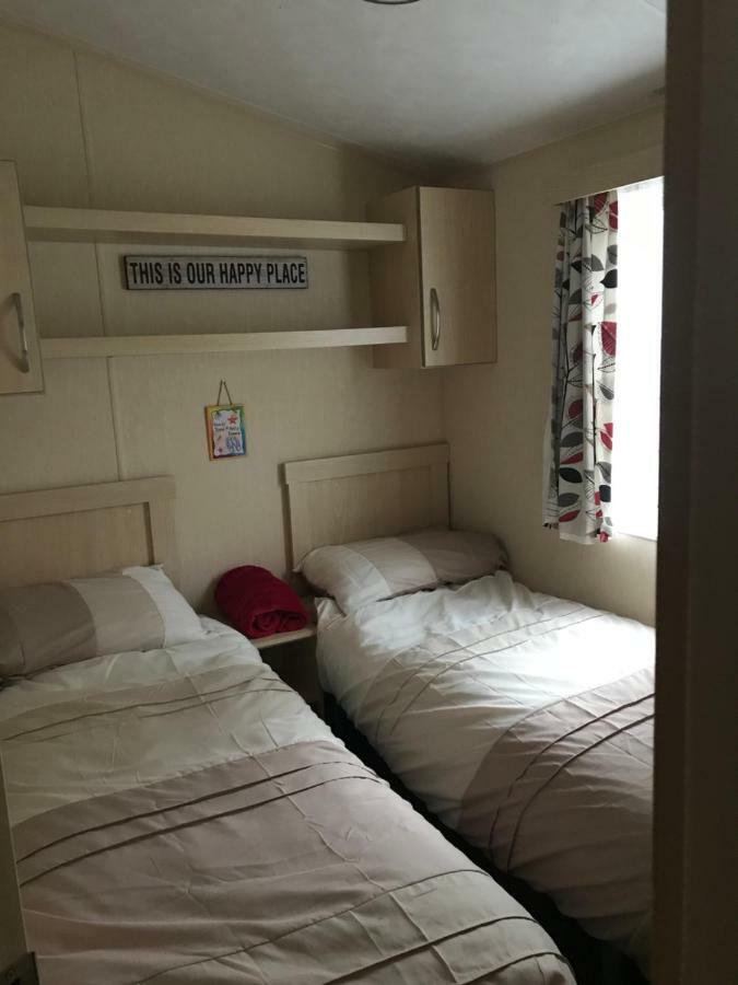 Take Me To The Beach At J&S Caravan Holidays Newquay Bay Resort Saint Columb Minor المظهر الخارجي الصورة